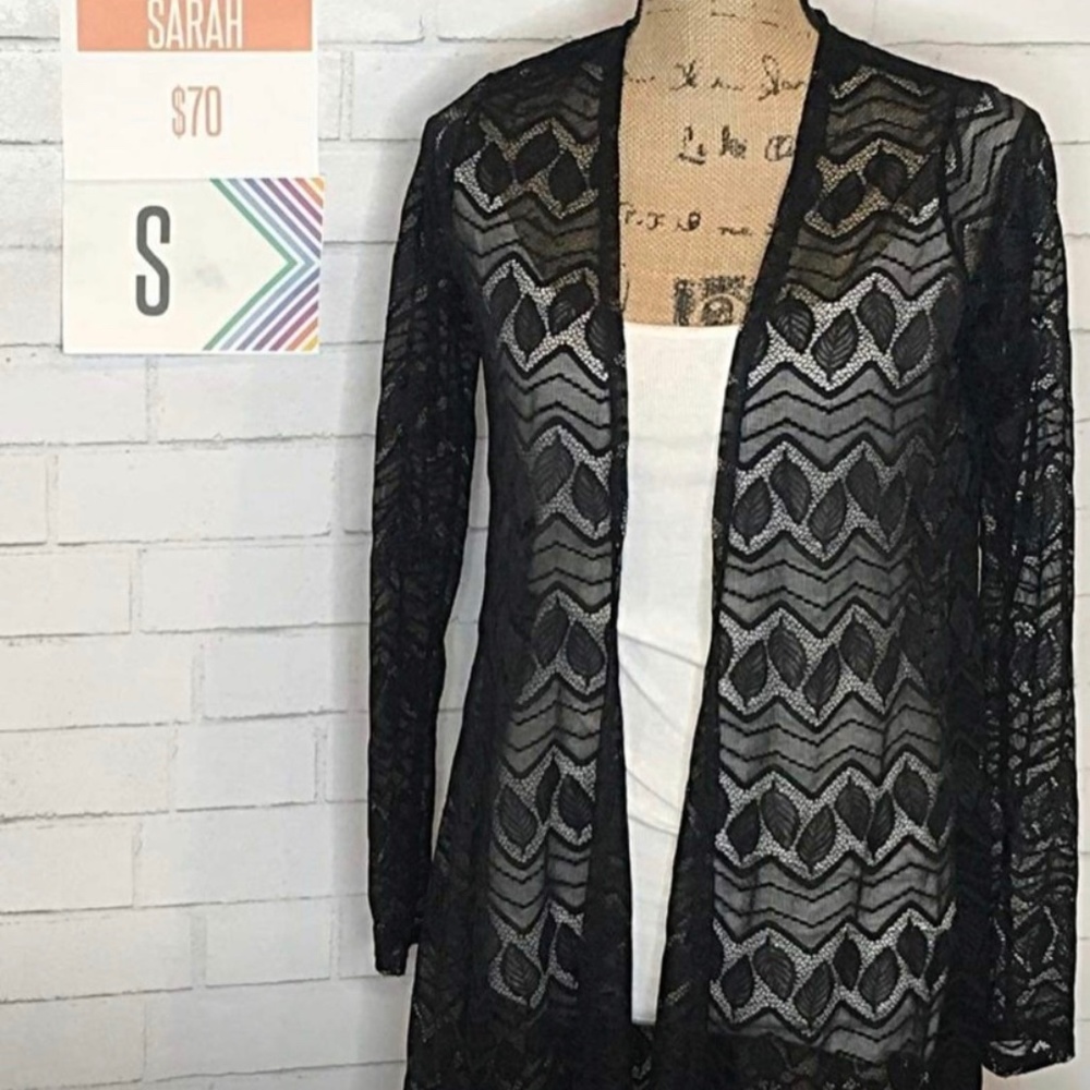 LuLaRoe black lace Sarah